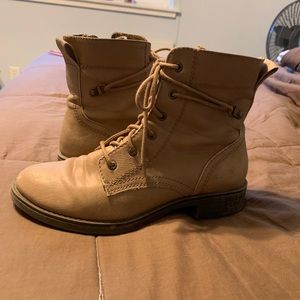 Taupe lace up boots